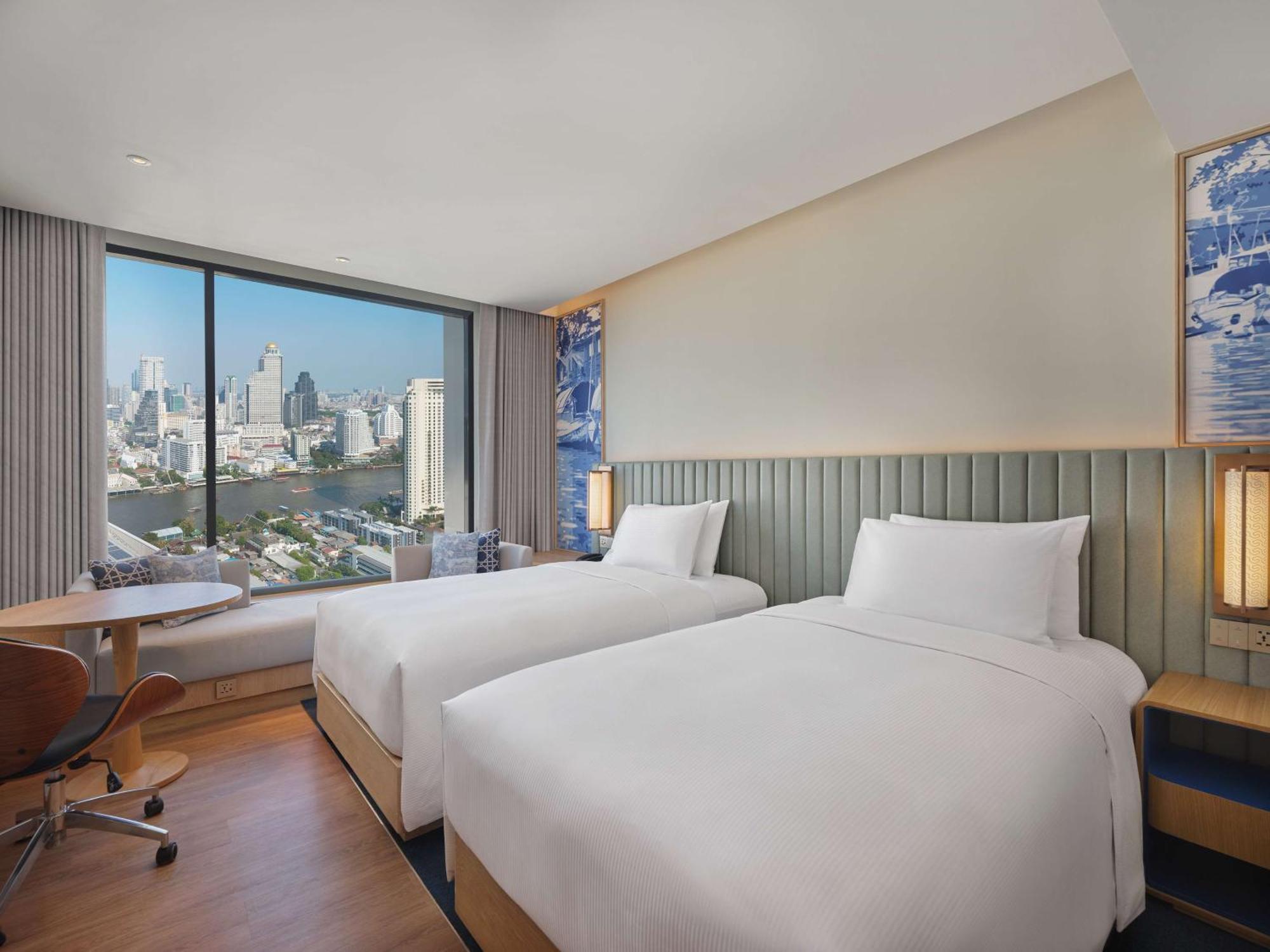 Hilton Garden Inn Bangkok Riverside Extérieur photo