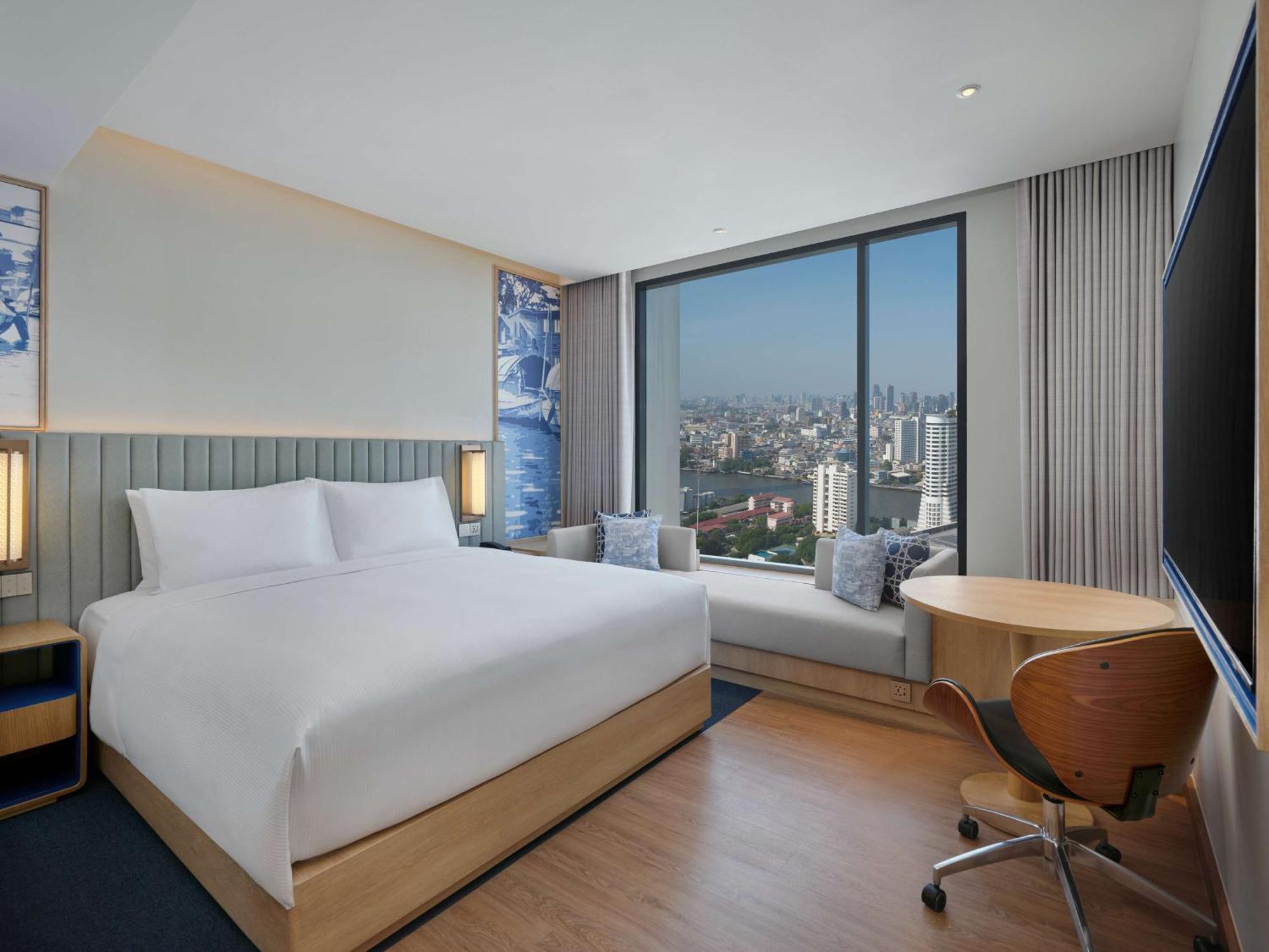 Hilton Garden Inn Bangkok Riverside Extérieur photo
