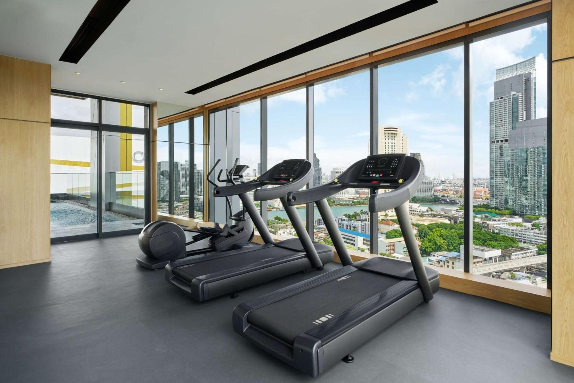 Hilton Garden Inn Bangkok Riverside Extérieur photo