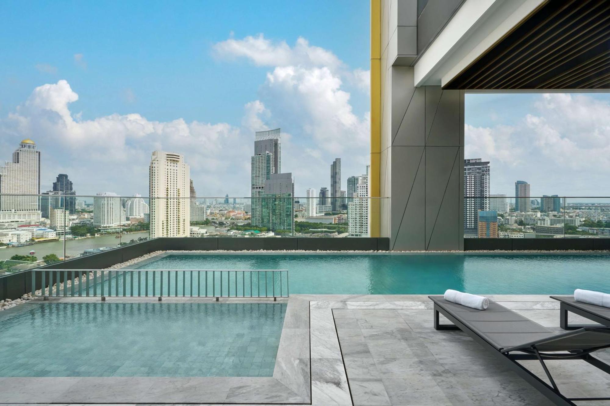Hilton Garden Inn Bangkok Riverside Extérieur photo