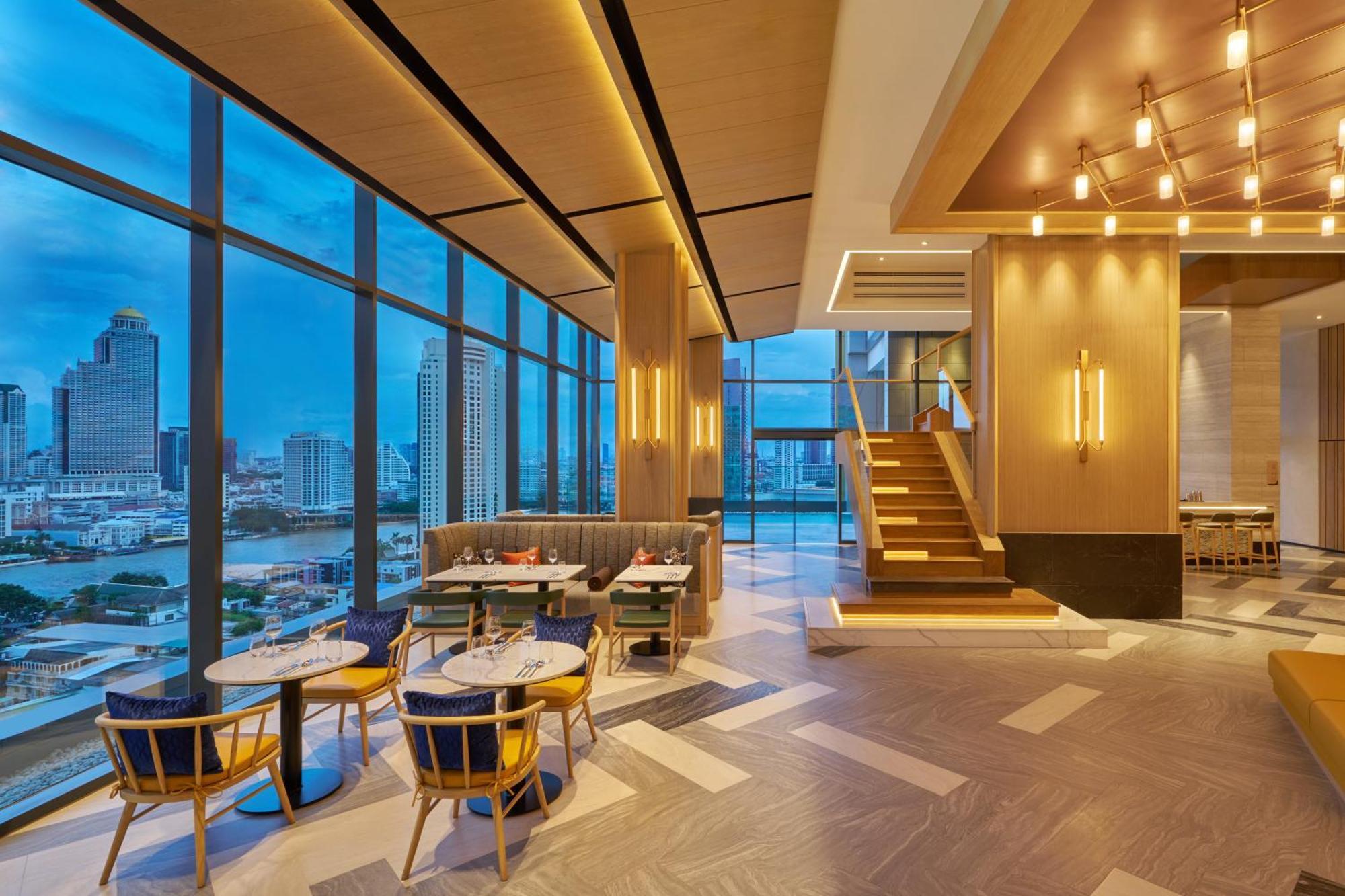 Hilton Garden Inn Bangkok Riverside Extérieur photo